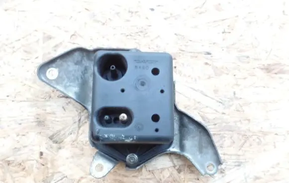 Opel Vectra C Vacuum air tank B460 46845905