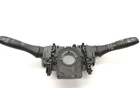 Nissan Qashqai Indicator stalk 0265019061