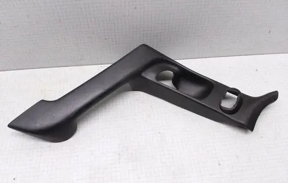 Opel Astra G Front door interior handle trim 090561511