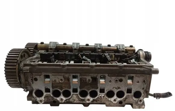 Volkswagen PASSAT B6 Engine head 03G103373A