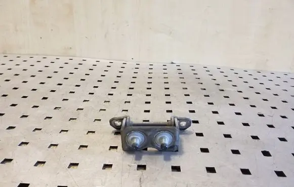Subaru XV Tailgate/trunk/boot hinge