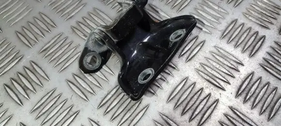 KIA Ceed Rear door lower hinge