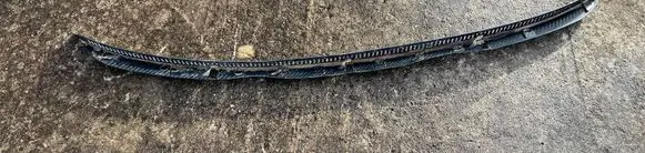 Volvo V60 Bonnet wind deflector 31352536