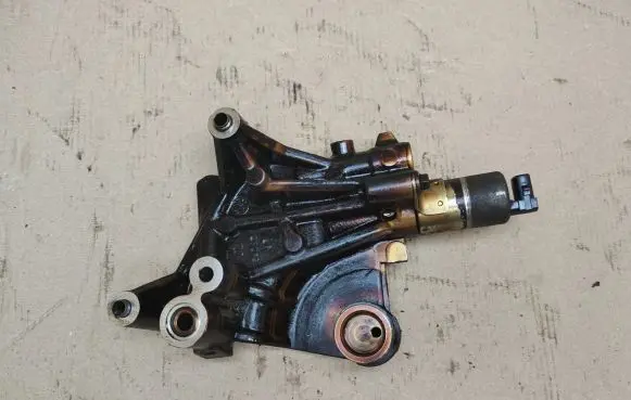 Mazda CX-9 Valve oil control 