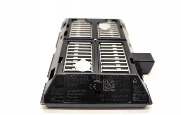 Skoda Octavia Mk3 (5E) Wireless charging module 3V0035502