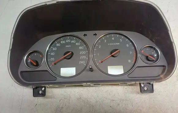 Volvo S40, V40 Speedometer (instrument cluster) 30623463A 30623974 03W23D1