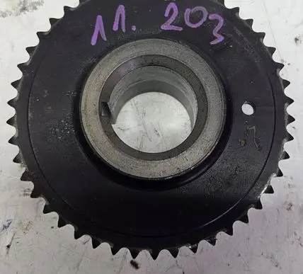 Mercedes-Benz C W203 Timing chain sprocket 2710520703