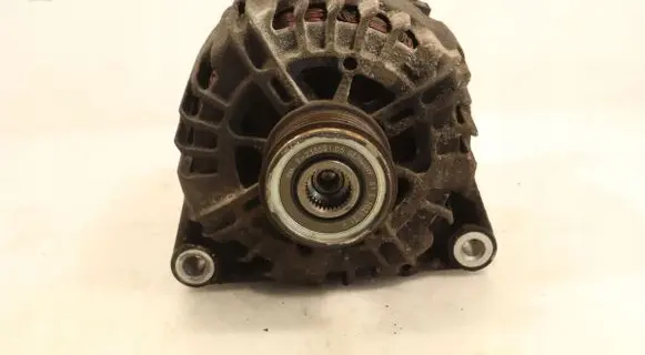 Ford Fiesta Generator/alternator 8V5119D629DF