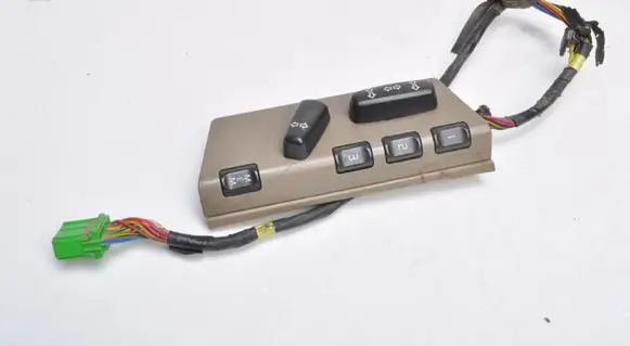 Volvo XC90 Seat control switch 39899885