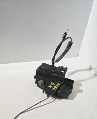 Opel Antara Front door lock
