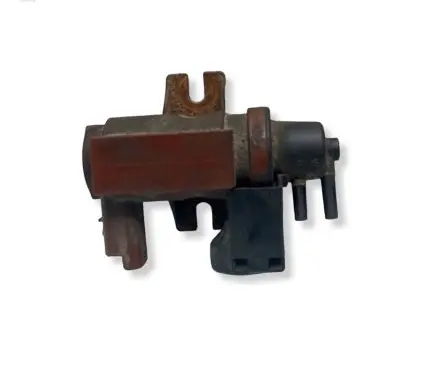 Volvo V50 Turbo solenoid valve 6G9Q9E882CA 06T353