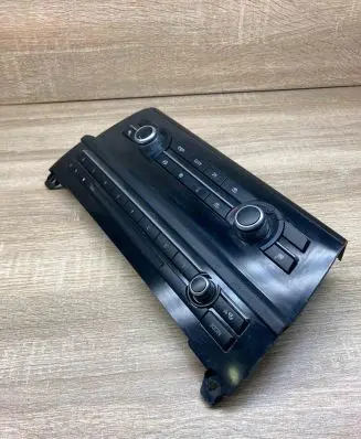 BMW 5 F10 F11 Climate control unit 9317666 21032013