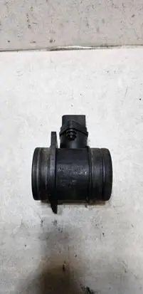 Skoda Octavia Mk2 (1Z) Mass air flow meter 0281002531 038906461B