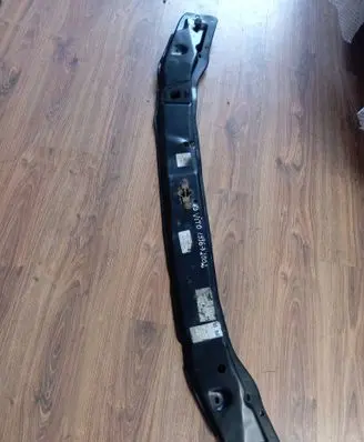 Top upper radiator support slam panel