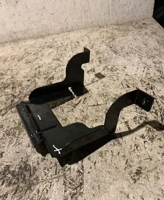 Volvo XC40 Battery bracket 32244542