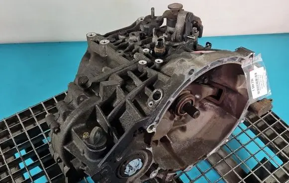 KIA Ceed Manual 5 speed gearbox WEJ6C IMPRK1584230