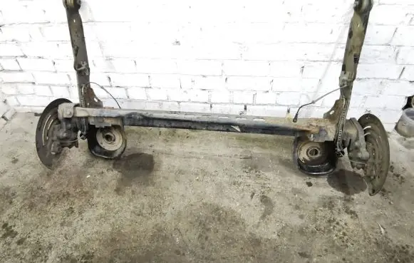 Nissan Primastar Rear axle beam 