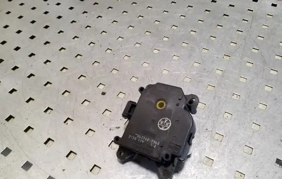 Toyota Prius (XW20) Air flap motor/actuator 0637007960