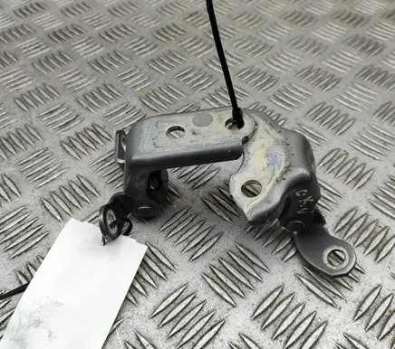 Toyota Camry VIII XV70 Rear door hinge set 6878033050 6876020122