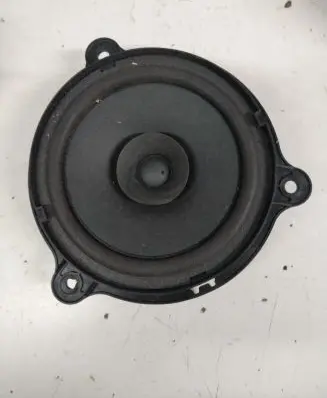 Nissan Leaf I (ZE0) Front door speaker 28156EG10A