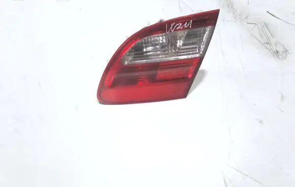 Mercedes-Benz E W211 Tailgate rear/tail lights A2118201464