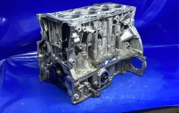 Mitsubishi ASX Engine block R4642