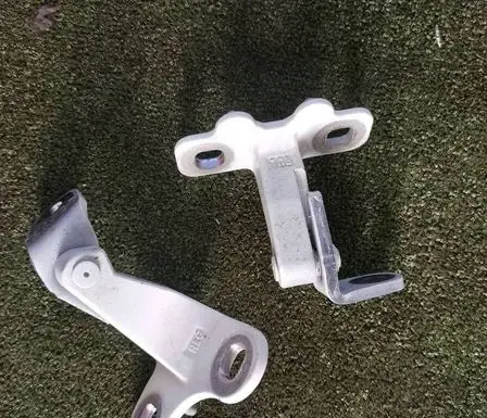Tesla Model Y Front door hinge set 162608000B 162607900B