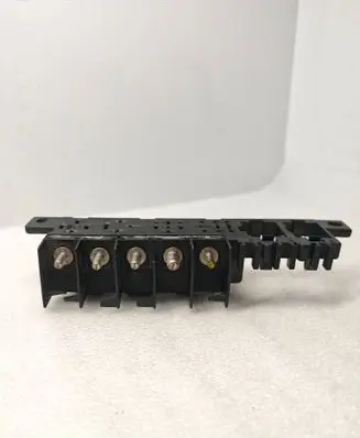 Volkswagen PASSAT B5.5 Fuse box set 8L0941822A 896083000