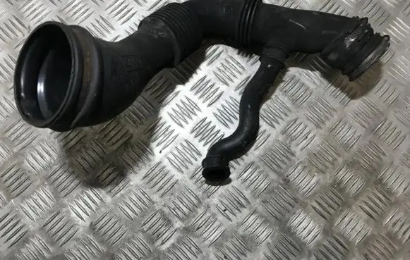Ford Focus Intercooler hose/pipe 4m519a673ae 4m51-9a673-ae