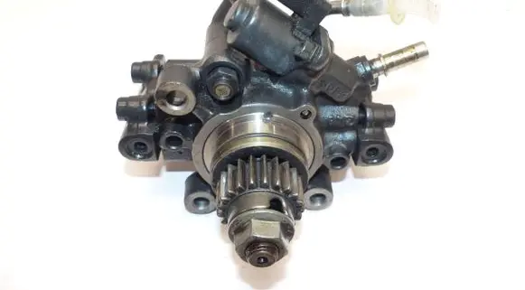 Renault Master III Fuel injection high pressure pump 167008683R