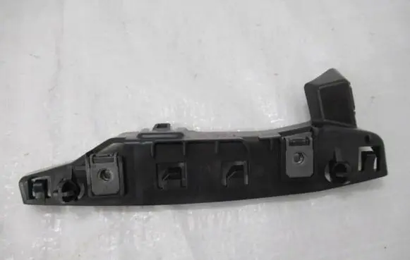 Citroen C4 II Fender mounting bracket 9687745680