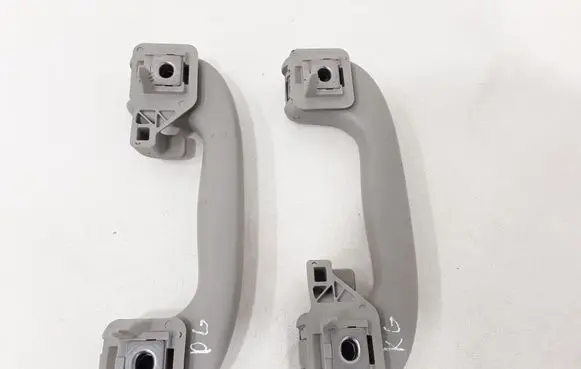 Opel Insignia A Rear interior roof grab handle