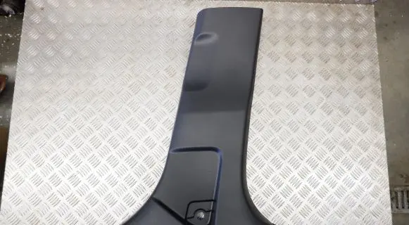 Toyota Highlander XU70 (B) pillar trim (bottom) 624130E070