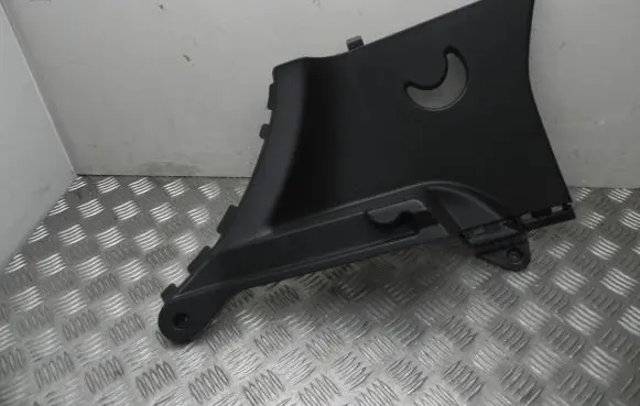 Dacia Spring (D)pillar trim (top) 769354657R