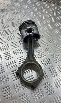 Audi A4 S4 B6 8E 8H Piston with connecting rod 059J