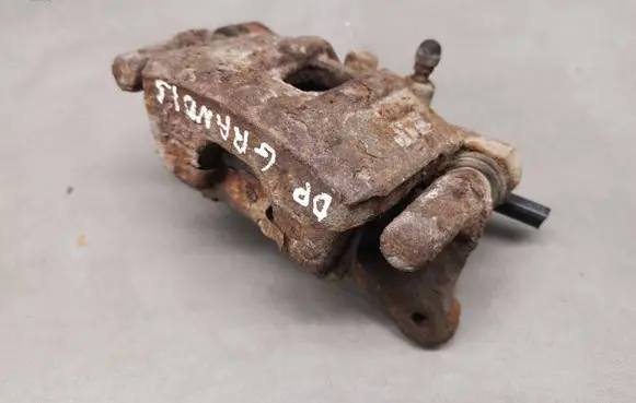 Rear brake caliper
