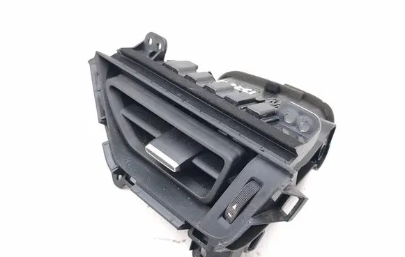 Toyota RAV 4 (XA50) Dashboard side air vent grill/cover trim 5566042070 4556422070