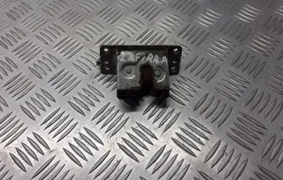 Opel Zafira A Tailgate exterior lock BRAK