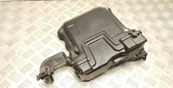 Honda CR-V Engine control unit box 