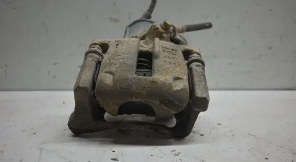 Volkswagen Tiguan Rear brake caliper 5078H
