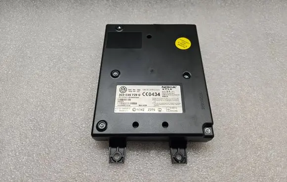 Volkswagen PASSAT B6 Bluetooth control unit module 3C0035729G