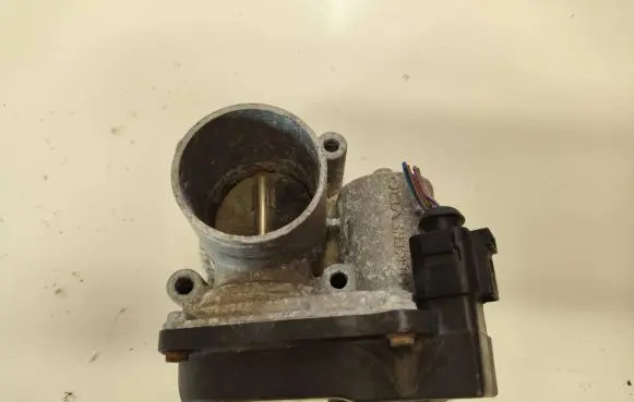 Volkswagen Cross Polo Throttle valve 03C133062B A2C53030790