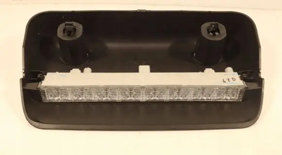 Toyota Yaris XP210 Third/center stoplight