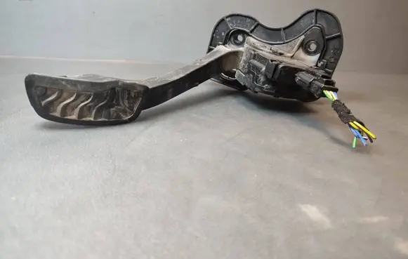 Ford Transit Custom Accelerator throttle pedal BK219F836AD