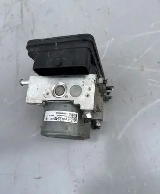 Cadillac CTS ABS Pump 23122240 23125266 514128000AC