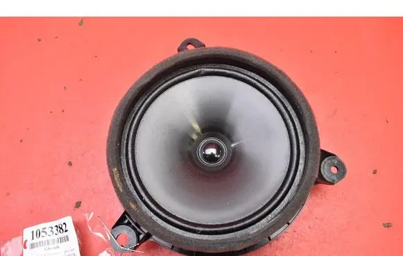 Toyota Yaris Cross Subwoofer speaker 861600D450