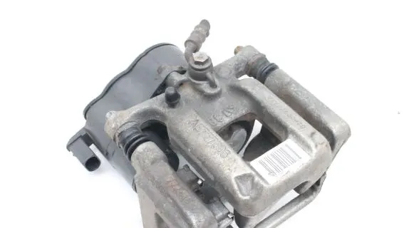 Opel Mokka B Rear brake caliper