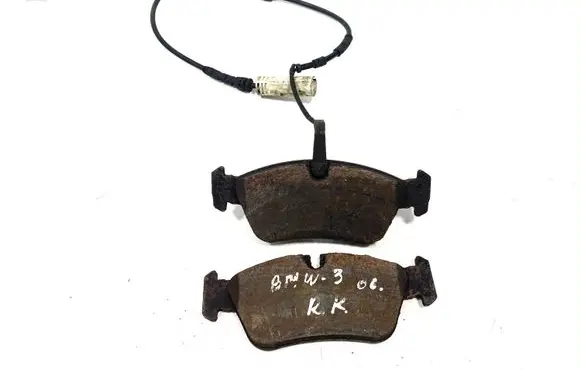 BMW 3 E90 E91 Brake pads (front) 90R0121