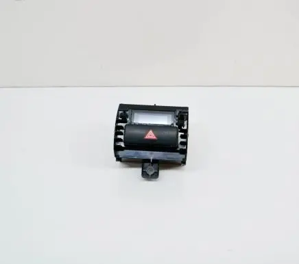 Toyota Hilux (AN120, AN130) Hazard light switch 839100K180A 75H321