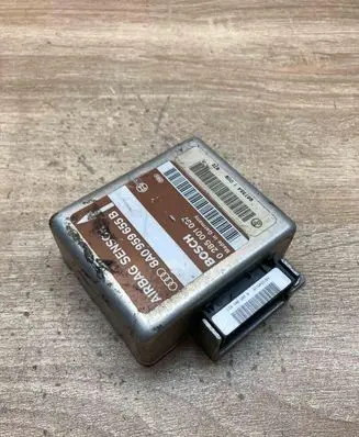 Audi A4 S4 B5 8D Airbag control unit/module 8A0959655B 0285001037 BROWN